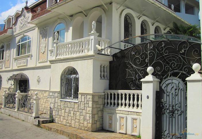 Гостевой дом Ялтинский дворик, Республика Крым, г. Ялта