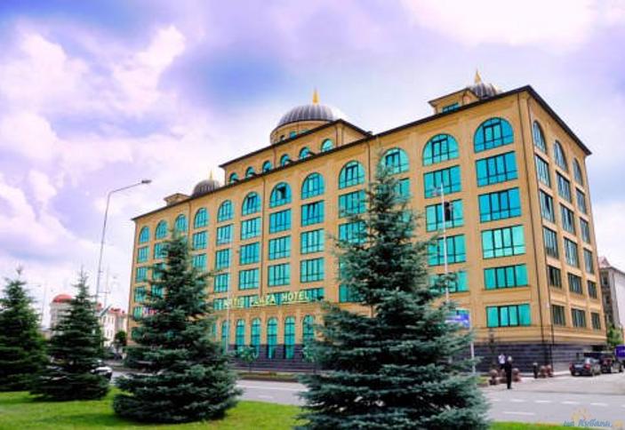 Артис Плаза