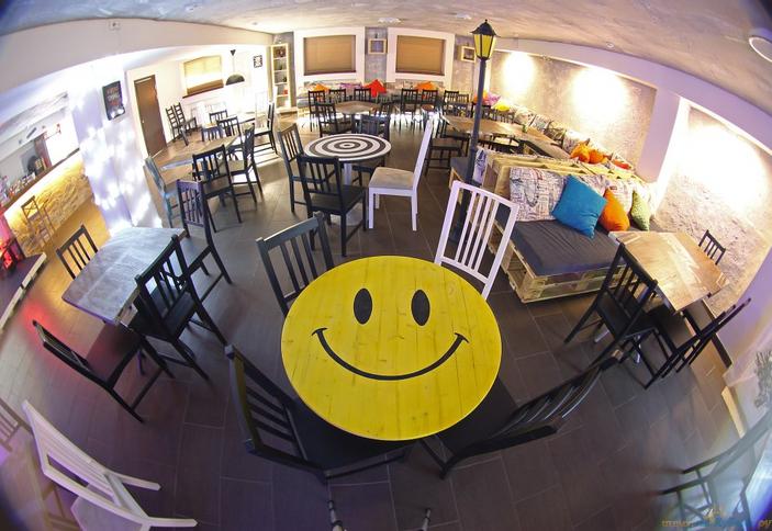 Best Days Hostel & Club
