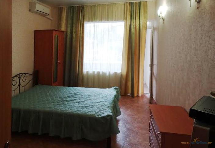 Двухкомнатный номер. Гостевой дом Прибрежный, п-ов Крым, г. Судак