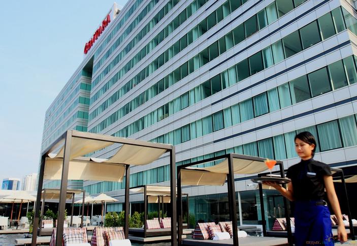Centara Watergate Pavillion Hotel Bangkok