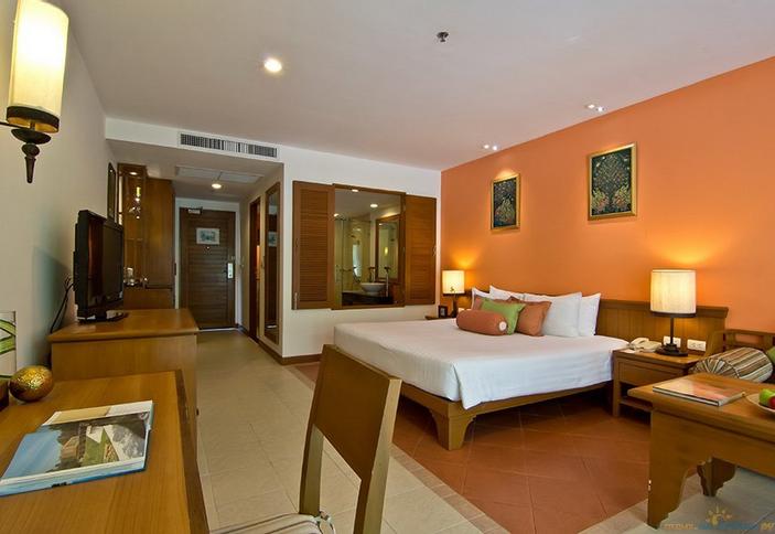 Отель Ravindra Beach Resort & Spa, Паттайя, Таиланд