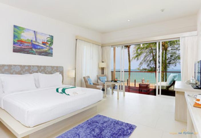 Grand deluxe beach front