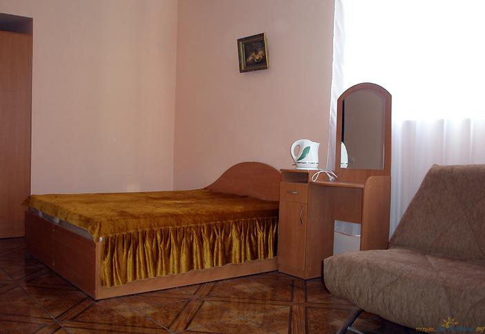 Гостиница Красный мак, г. Алушта, Крым