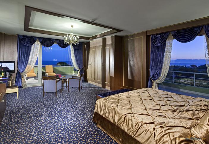 Maritim Pine Beach Resort, Deluxe suite