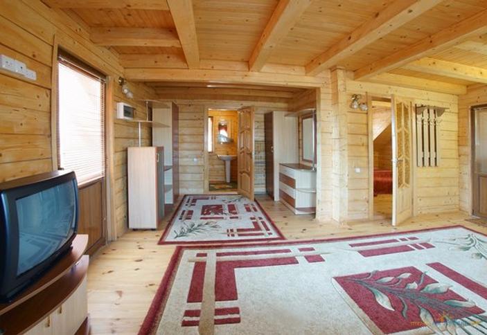 Люкс двухместный двухкомнатный (деревянный коттедж). Пансионат 