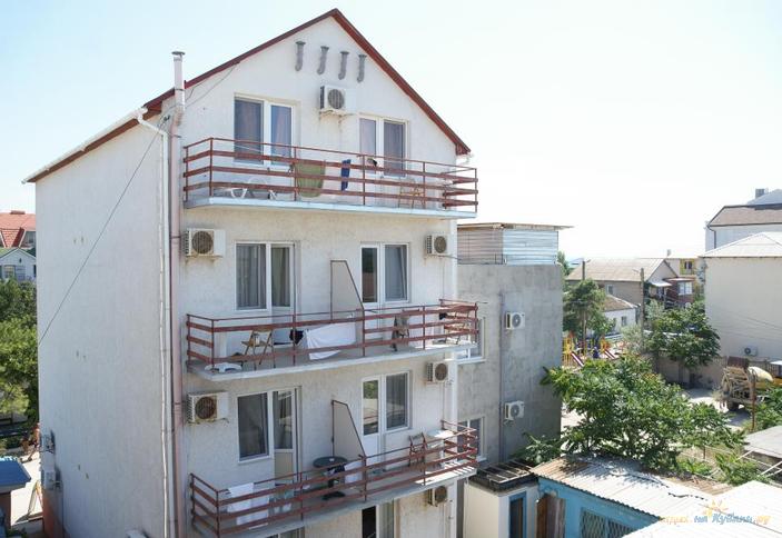 Отель Hacuna Matata (Акуна Матата), Республика Крым, г. Саки