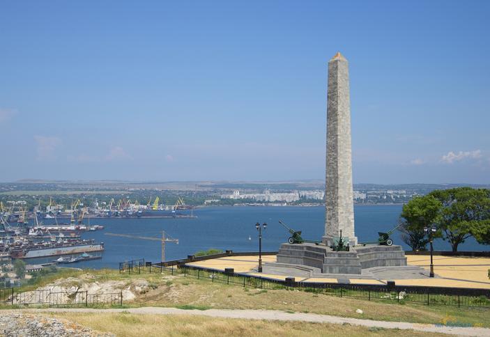 Обелиск Славы на горе Митридат, Керчь, Крым