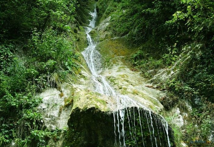 Абхазия, Рицинский национальный парк, водопад Мужские слезы