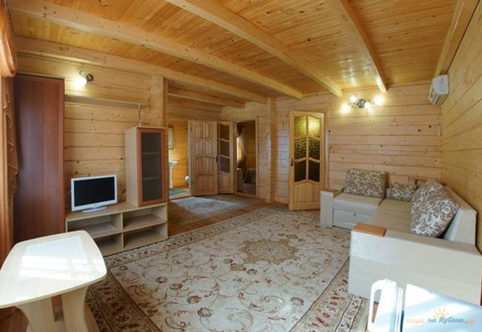 Люкс двухместный трехкомнатный (деревянный коттедж). Пансионат 