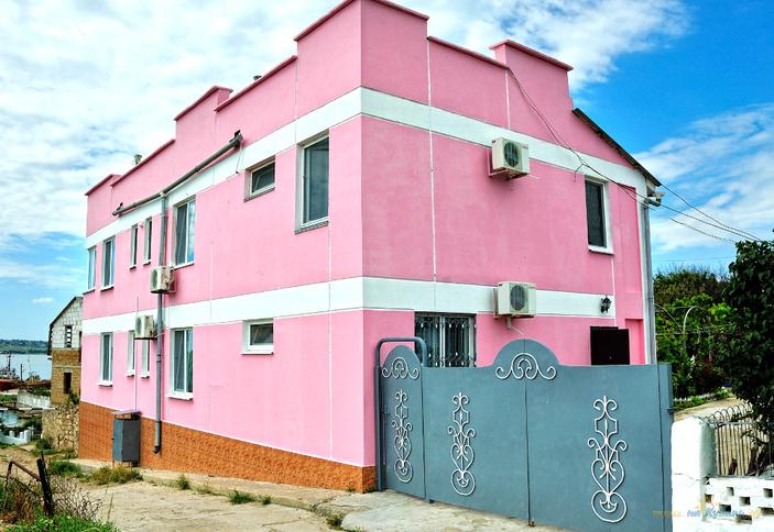 Отель Розовый фламинго, с. Мысовое, респ. Крым