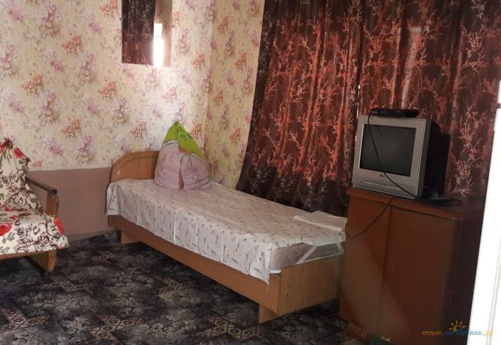 Эконом трехместный