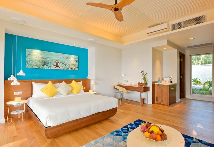 Beach Villa with Jacuzzi