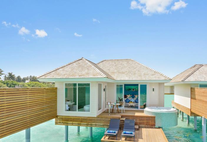 Aqua Villa With Jacuzzi