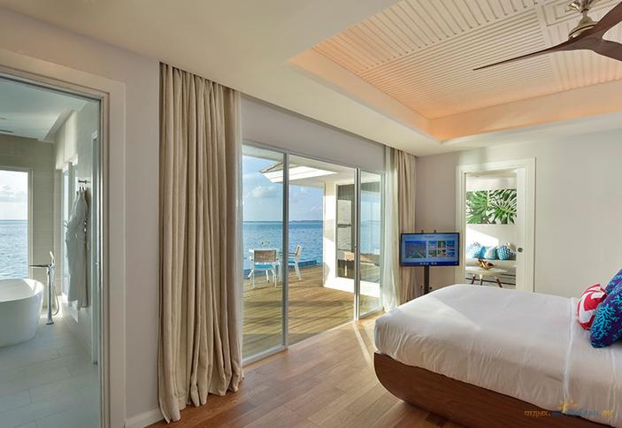 Honeymoon Aqua Pool Villa