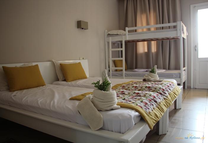 Quad Room