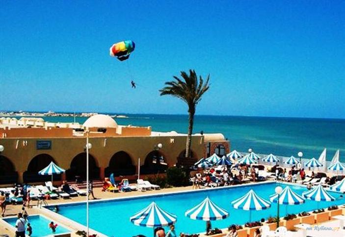 Oasis Marine Hotel