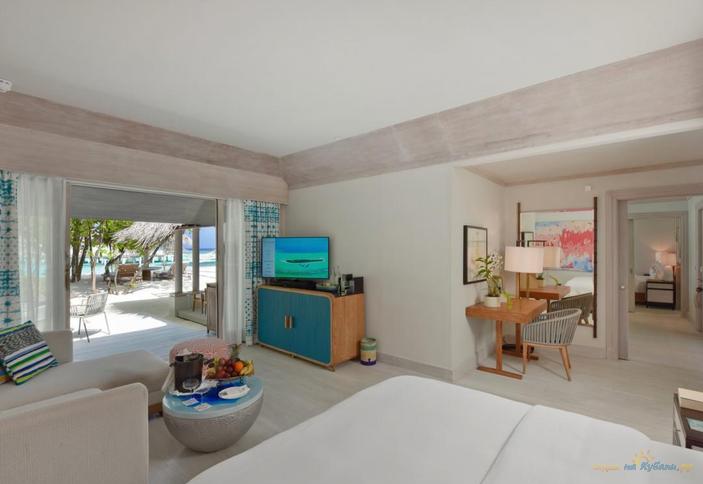 Retreat Family Beach Pool Villa