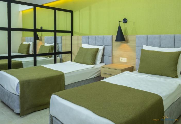 Club Family Room