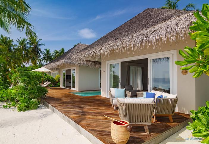 Suite Beach Villa With Pool