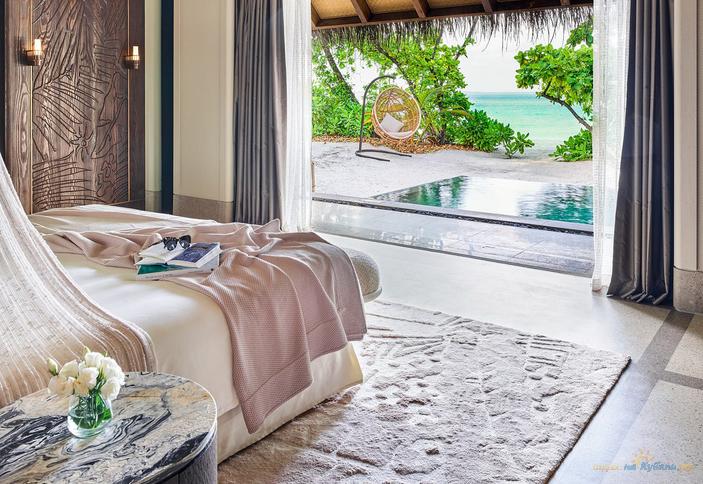 Luxury Beach Villa With Pool