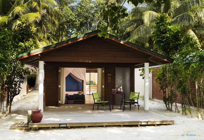 Jacuzzi Beach Villa