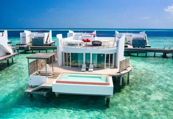 Water Villa With Pool