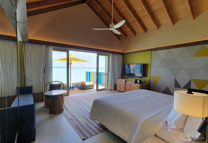 Platinum Overwater Villa