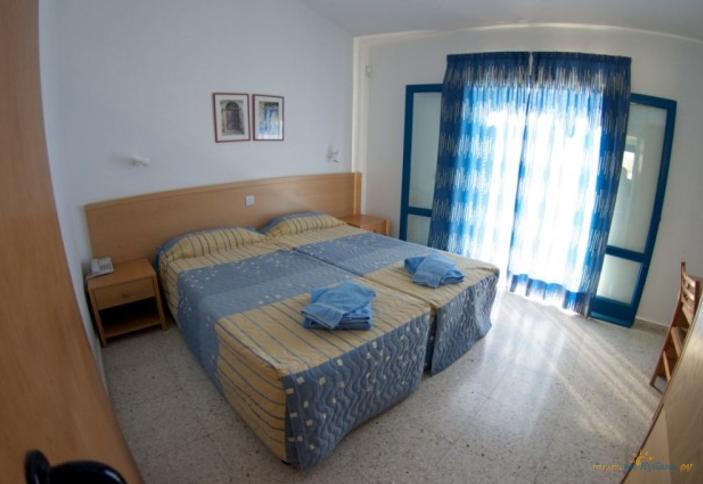 One Bedroom Apartment