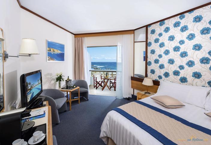 Twin Sea View