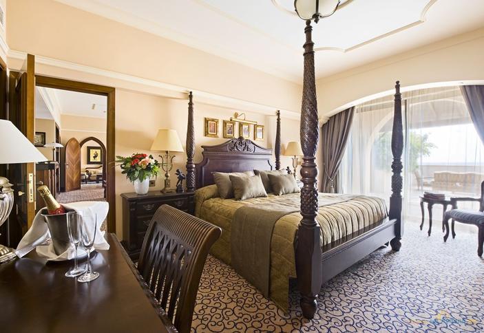 Royal Suite One Bedroom