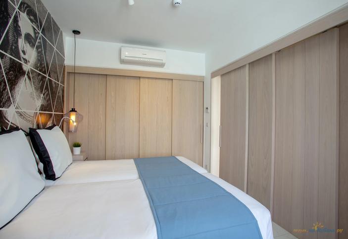 One Bedroom Suite Sea View