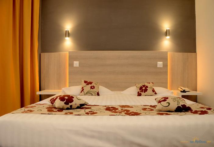 Prestige Room