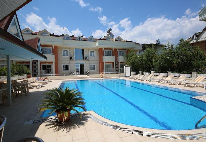 Eramax Hotel