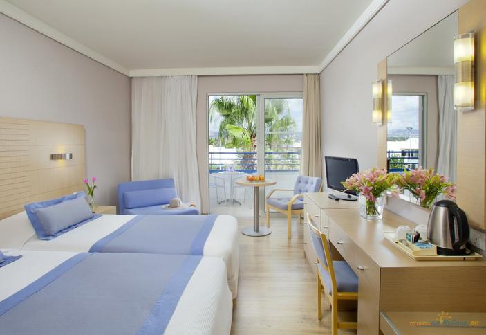 Twin Room Inland