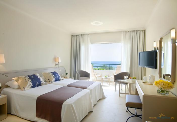 Twin Sea View Room