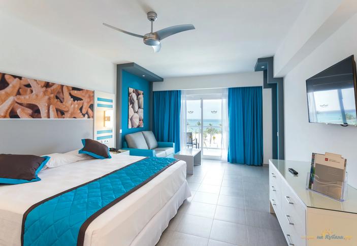 Double Partial Sea View