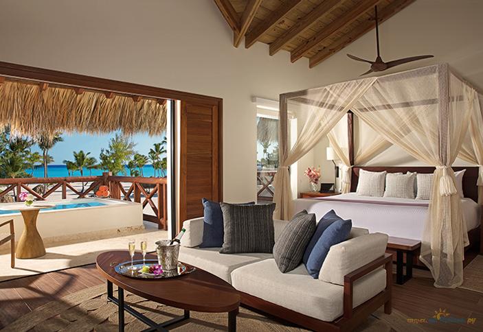Preferred Club Bungalow Master Suite Ocean Front