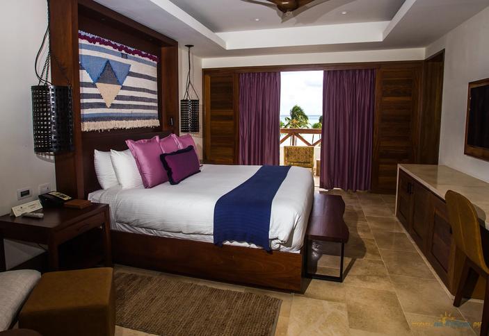 Preferred Club Master Suite Ocean Front