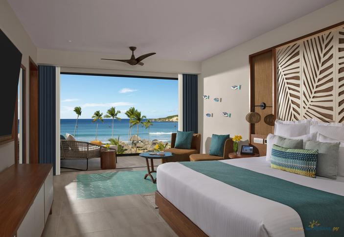 Preferred Club Master Suite Ocean Front