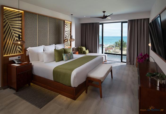 Preferred Club Presidential Suite Roof Top Ocean Front