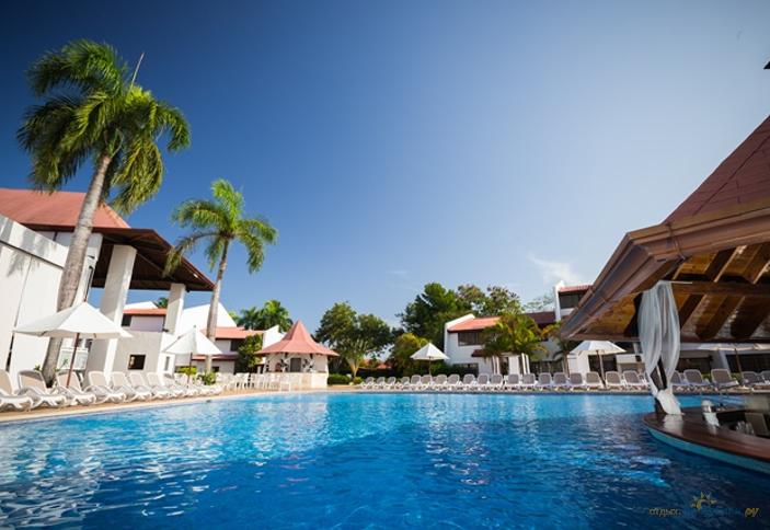 Bluebay Villas Doradas