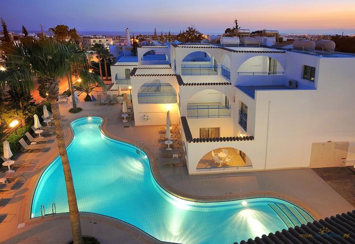 Petrosana Hotel Apts