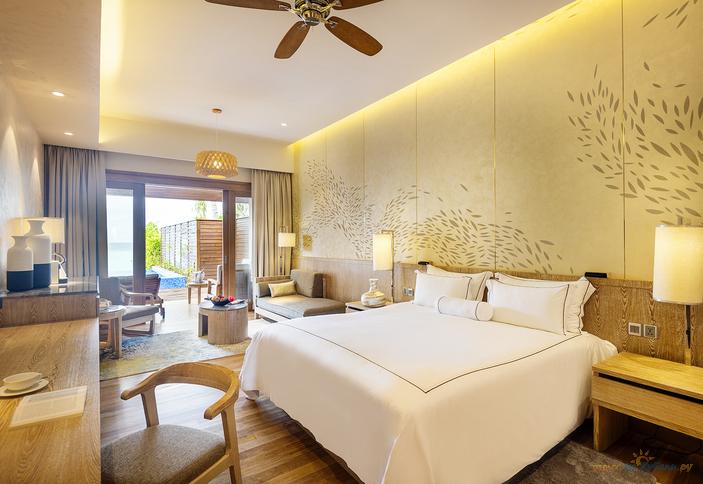 Beach Suite with Pool