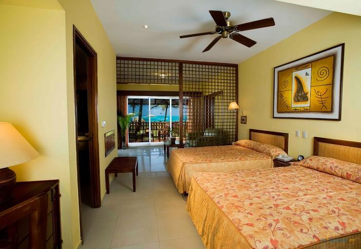 Cayena Deluxe Ocean Suite