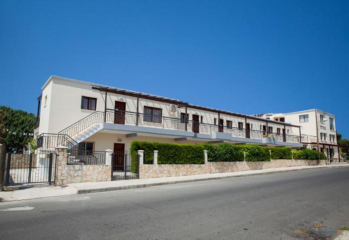 Crystallo Apts