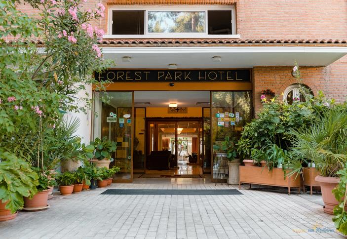 Forest Park Hotel
