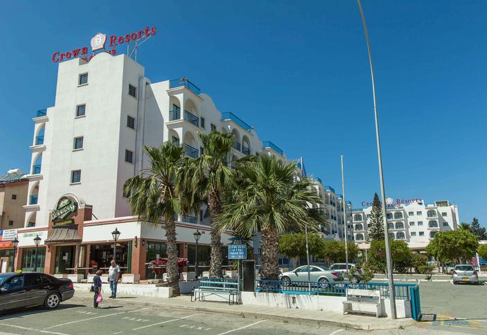 Crown Resort Elamaris