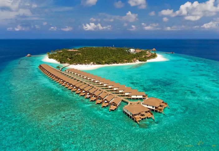 Reethi Faru Resort
