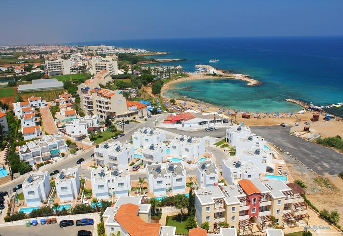 Louis Althea Kalamies Luxury Villas